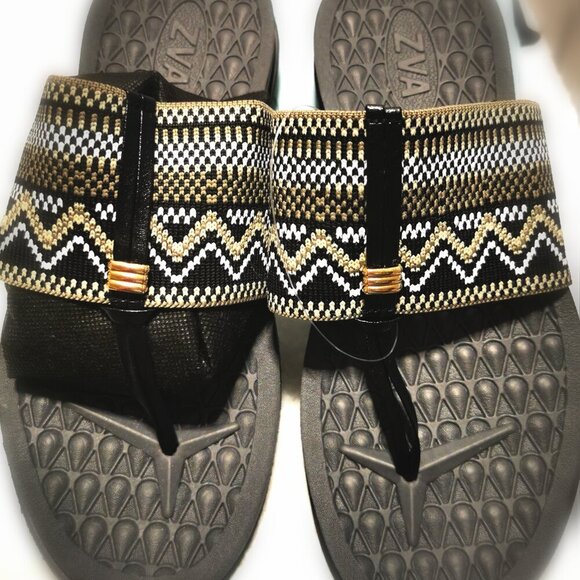 Women's Flat Slide Sandals - Comfy Classy Slip on Cute Dressy Flat Summer Shoes. - Picture 3 of 11